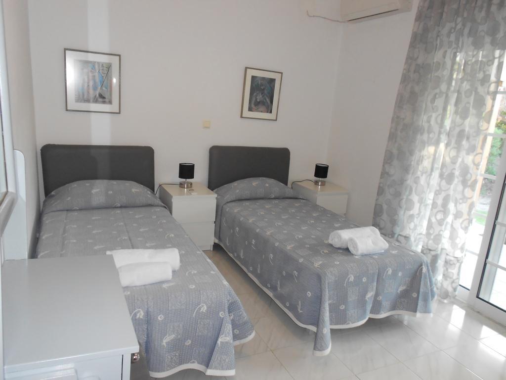 Gennadi Sea Maridina Villa Bagian luar foto