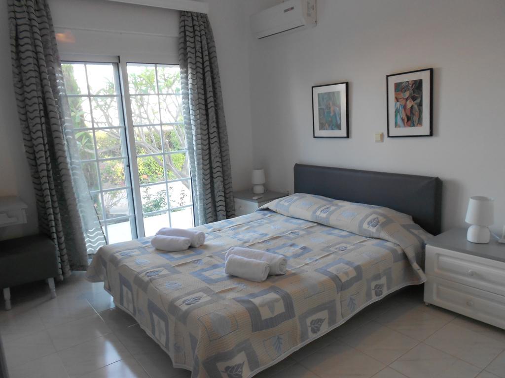 Gennadi Sea Maridina Villa Bagian luar foto